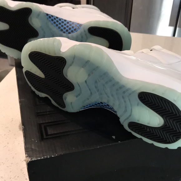 Air Jordan 11 retro (men’s 8.5) - Picture 7 of 7